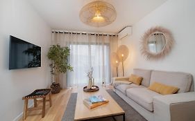 Elegant T2 A Endoume Avec Terrasse